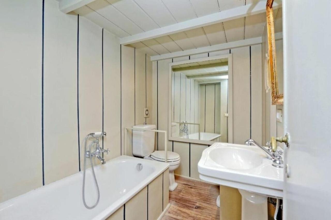 Studio Apt In Rome City Centre Via Gregoriana By Halldis Luaran gambar